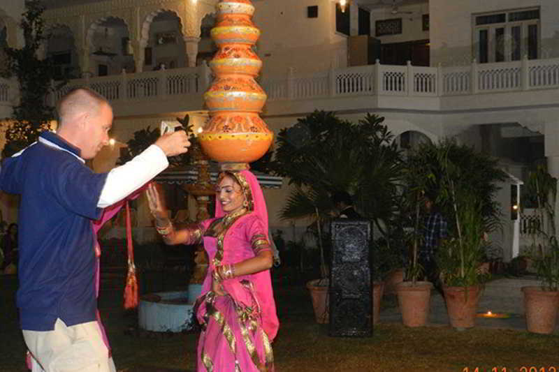 Jaipur Darbar Hotel Buitenkant foto