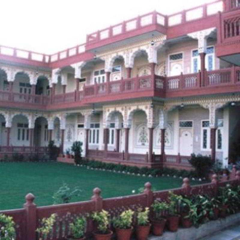 Jaipur Darbar Hotel Buitenkant foto